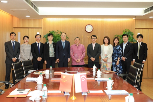 Singaporean ambassador to China visits BFSU to deepen cooperation